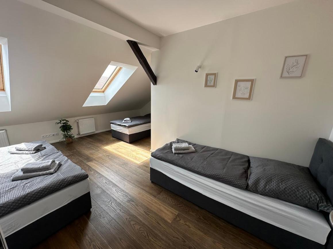 Loft Apartments Прага Экстерьер фото