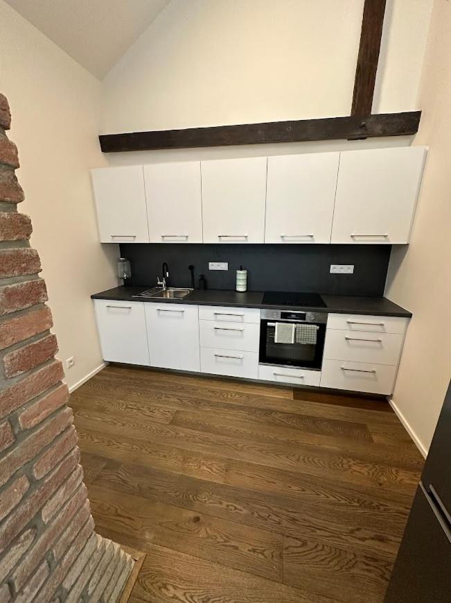 Loft Apartments Прага Экстерьер фото