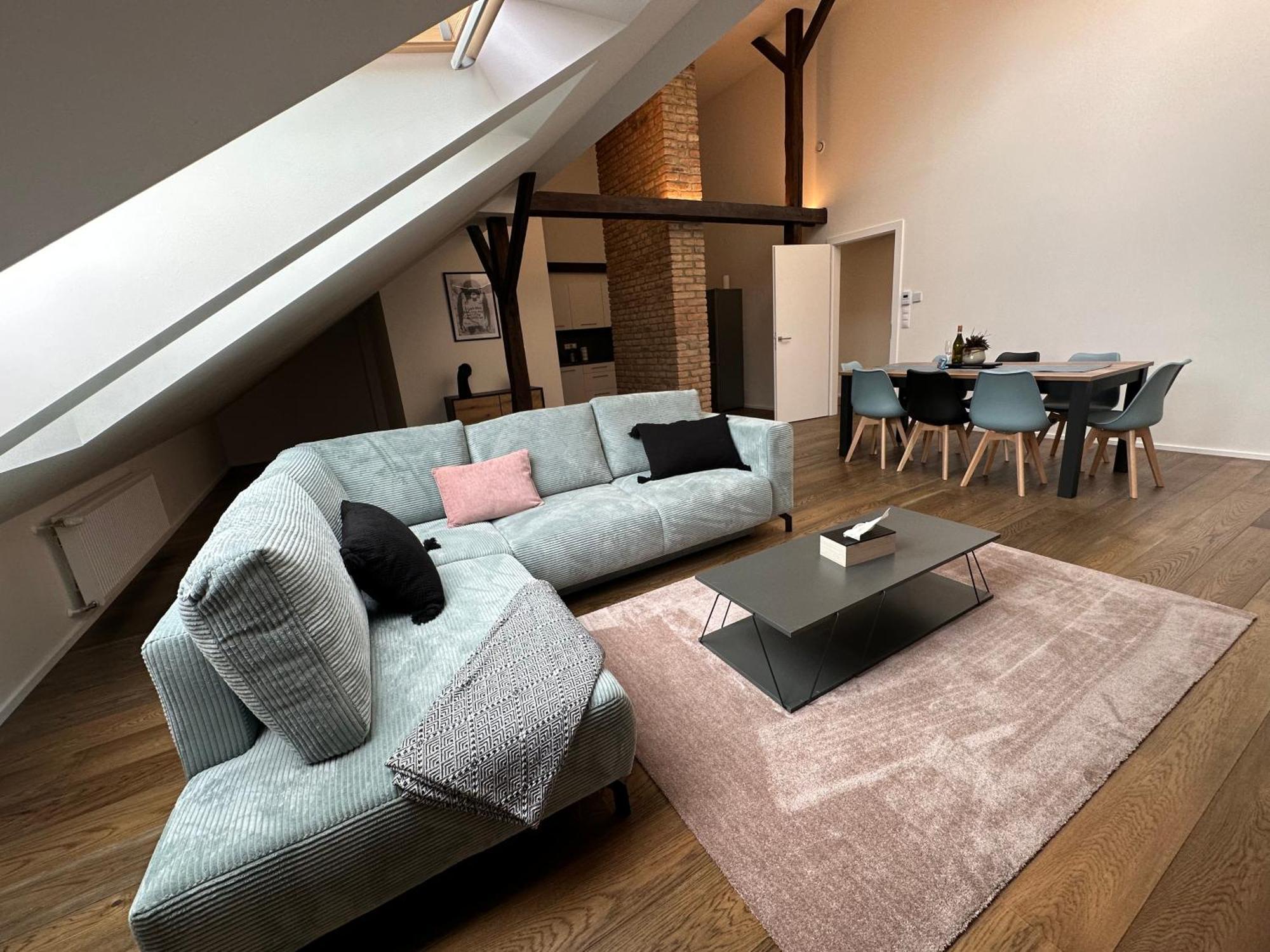 Loft Apartments Прага Экстерьер фото