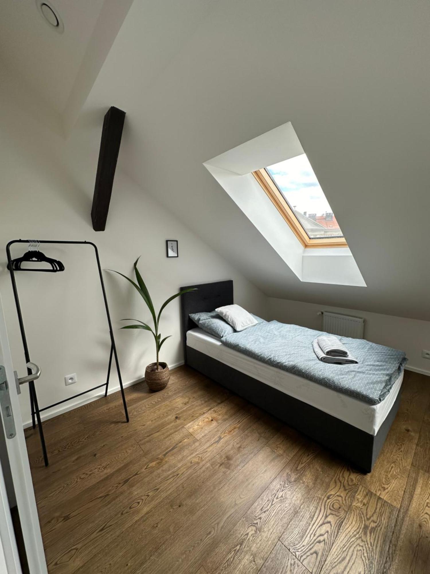 Loft Apartments Прага Экстерьер фото